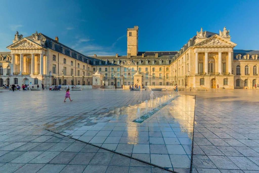 Ferienwohnung Le Boheme Chic : Au Coeur Du Centre Historique Dijon Exterior foto